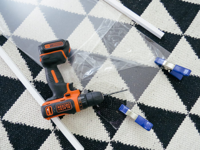 DIY acrylic bathtub tray 