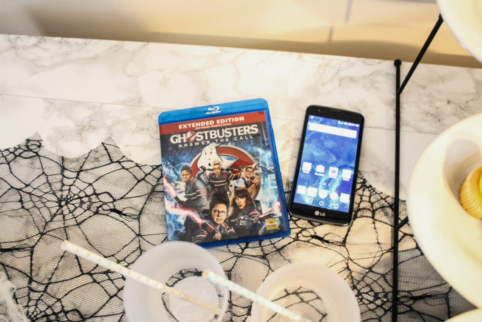 DIY Ghost Decoration - Movie Night