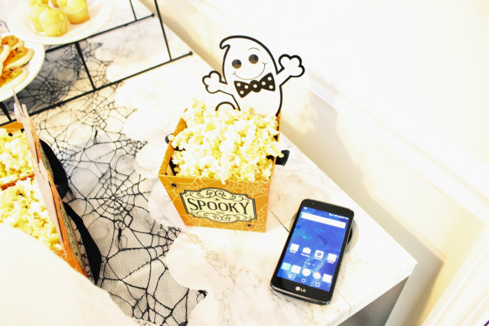 DIY Ghost Decoration - Movie Night