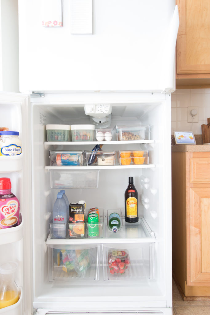 simple fridge organization 