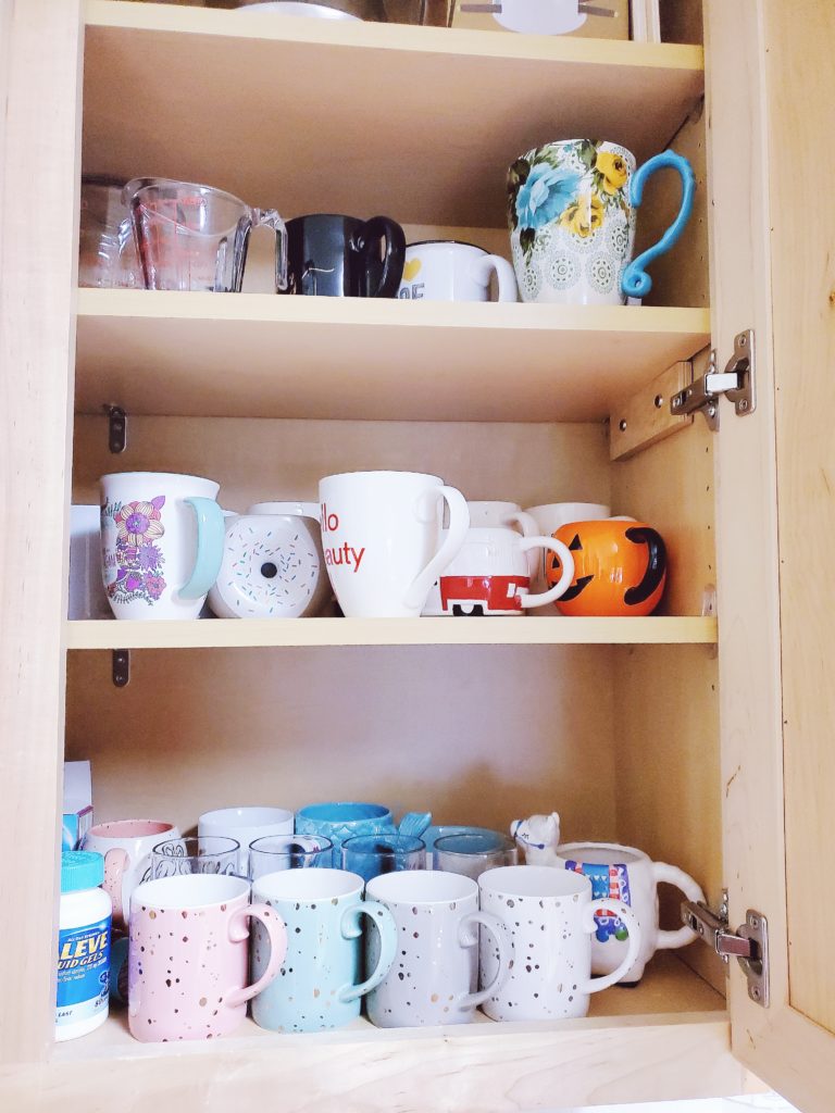 cabinet mug storage